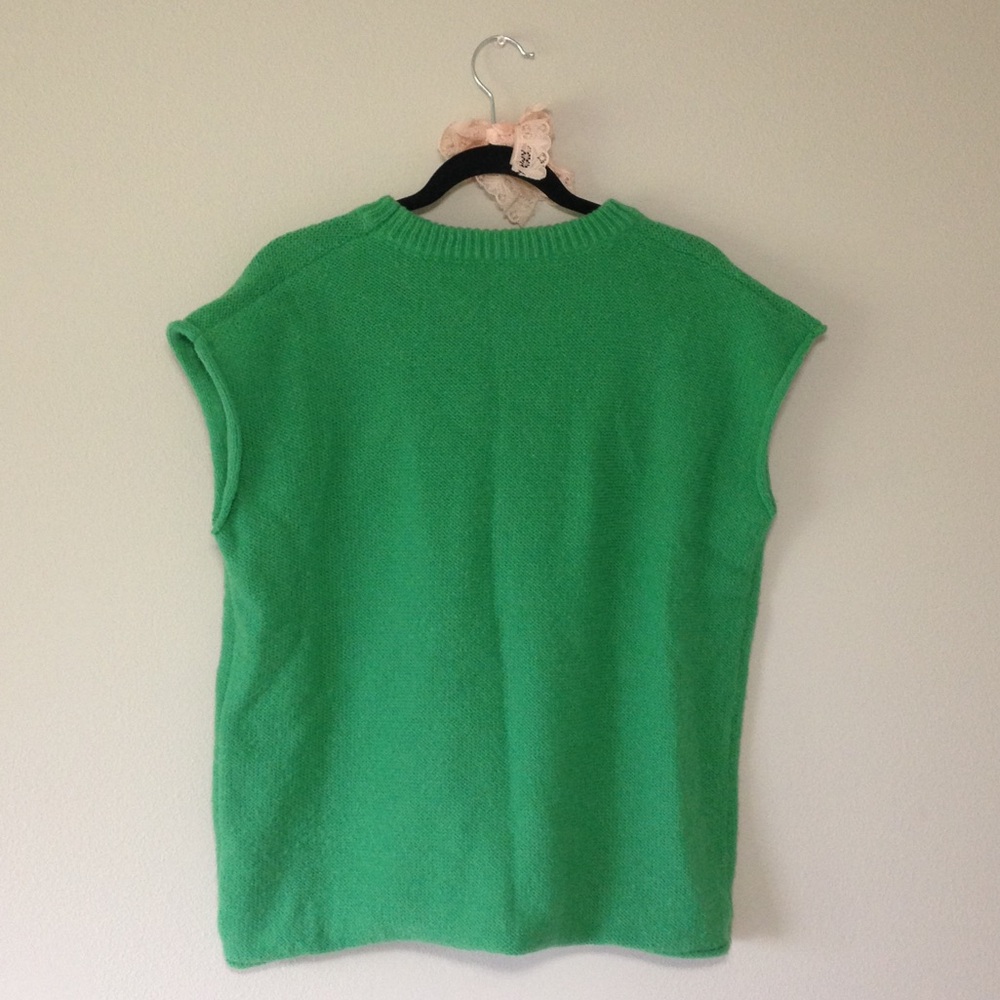 Solid Green Round Neck Sleeveless Pullover Knit S… - image 6